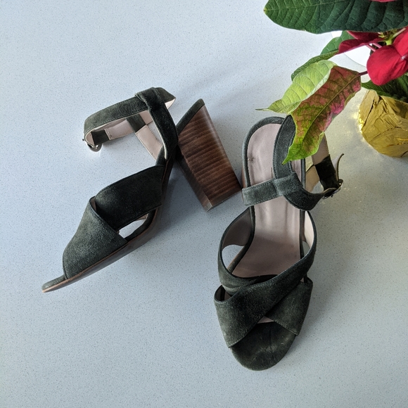 💐Green chunky heeled sandal - Picture 2 of 4